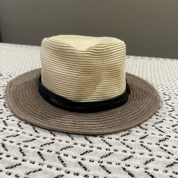 Goorin Bros. Timeless Statement Pieces Woven Fedora - Picture 2 of 9